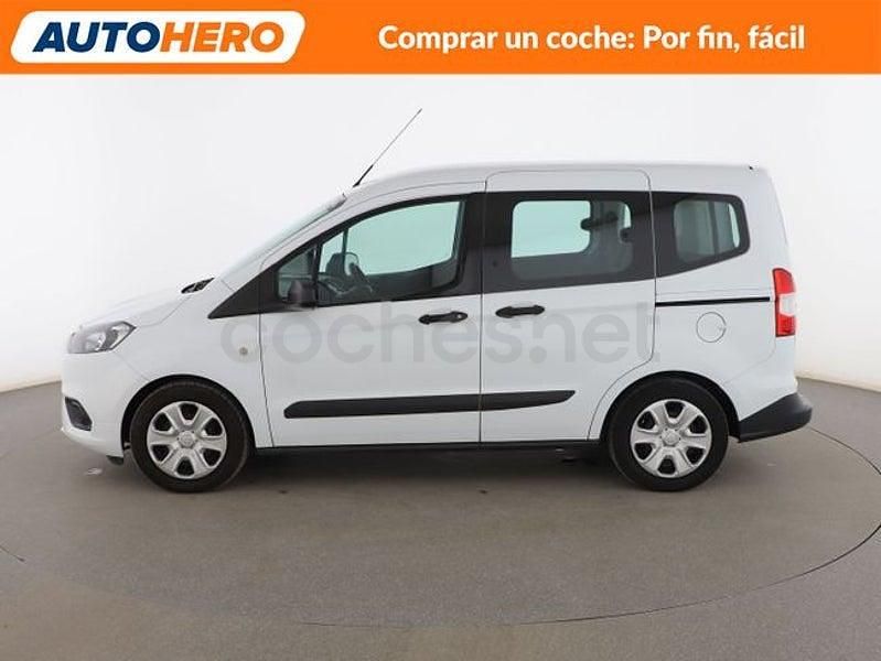 Usado Ford Tourneo Courier Ambiente 100 CV (73 kW) 2018 Blanco Monovolumen