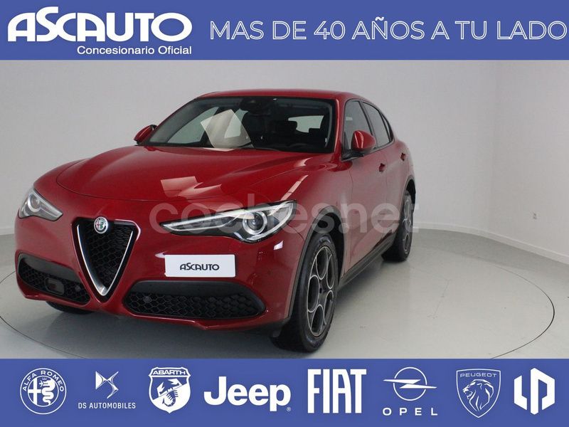 Usado Alfa Romeo Stelvio Sprint 200 CV (147 kW) 2020 Rojo SUV