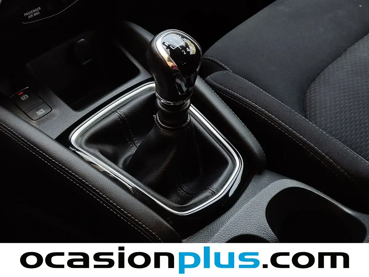 Usado Nissan Qashqai Acenta 116 CV (85 kW) 2018 Blanco SUV
