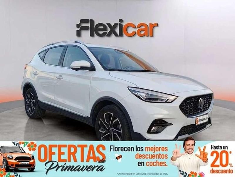Usado MG ZS Luxury 111 CV (81 kW) 2023 Blanco SUV
