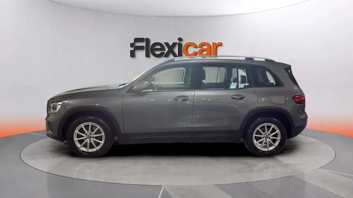 Usado Mercedes GLB200 150 CV (110 kW) 2021 Gris SUV