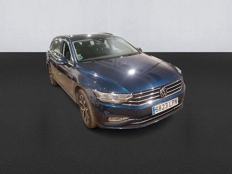 Usado VW Passat Executive 150 CV (110 kW) 2021 Familiar