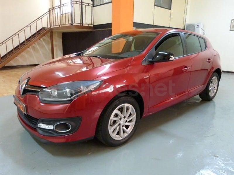 Usado Renault Mégane LIMITED 115 CV (84 kW) 2014 Granate Berlina