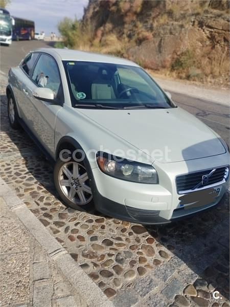 Gris / plata Usado 2007 Volvo C30 Momentum Utilitario | 3990 € (Super precio) - Imagen 1/4