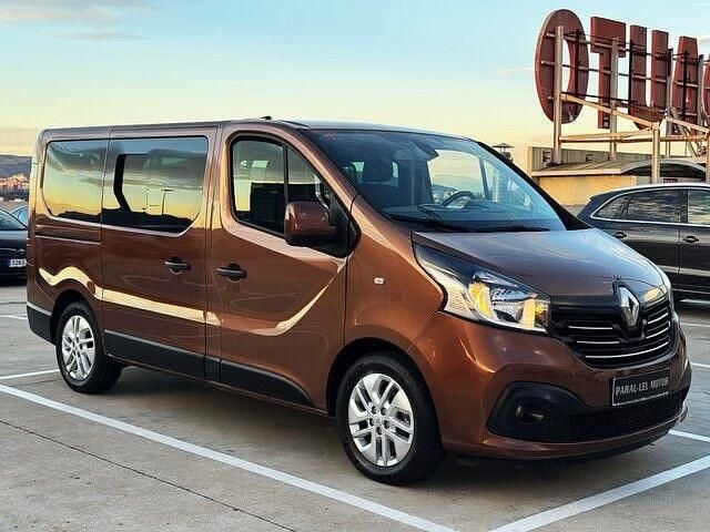 Naranja Usado 2018 Renault Trafic Monovolumen | 23.900 € (Caro) - Imagen 1/4