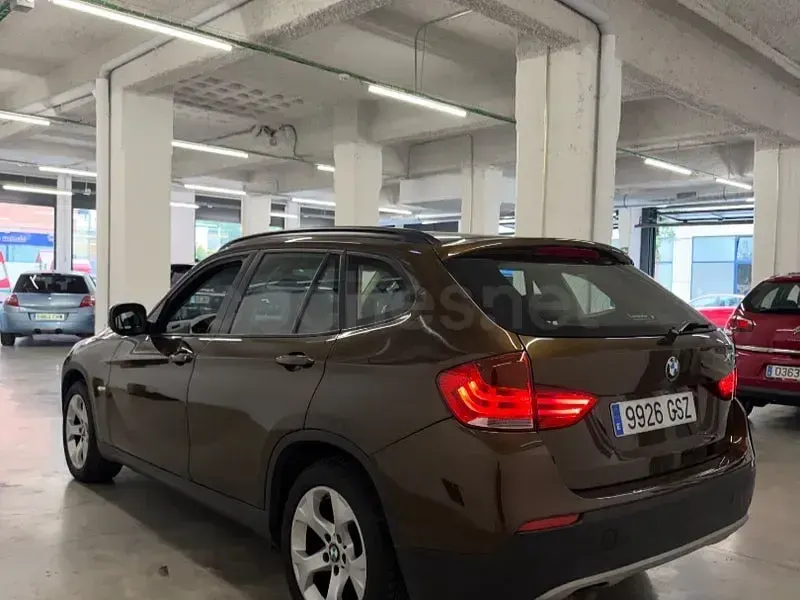 Usado BMW X1 177 CV (130 kW) 2010 Marrón SUV