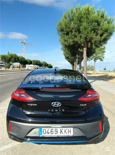 Usado Hyundai Ioniq 141 CV (103 kW) 2018 Negro Utilitario