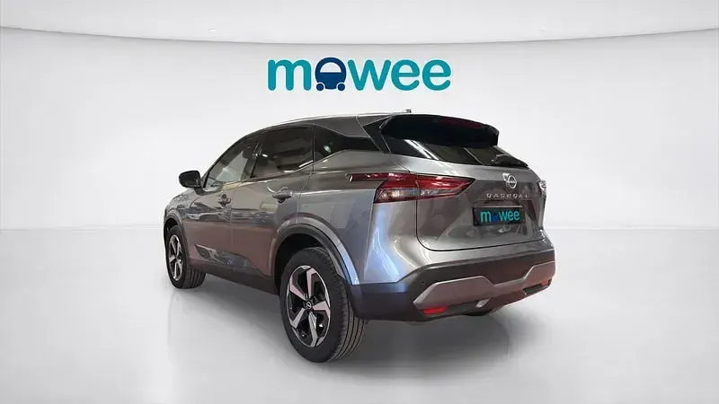 Usado Nissan Qashqai N-Connecta 140 CV (102 kW) 2023 Gris / plata SUV