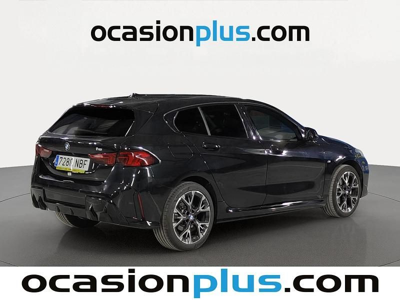 Usado BMW 116 122 CV (89 kW) 2025 Negro Utilitario