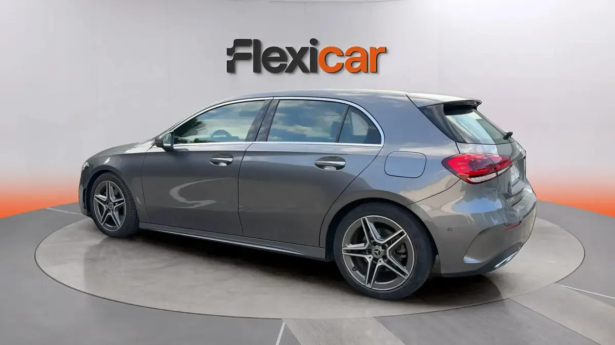Usado Mercedes A220 190 CV (139 kW) 2019 Gris Berlina