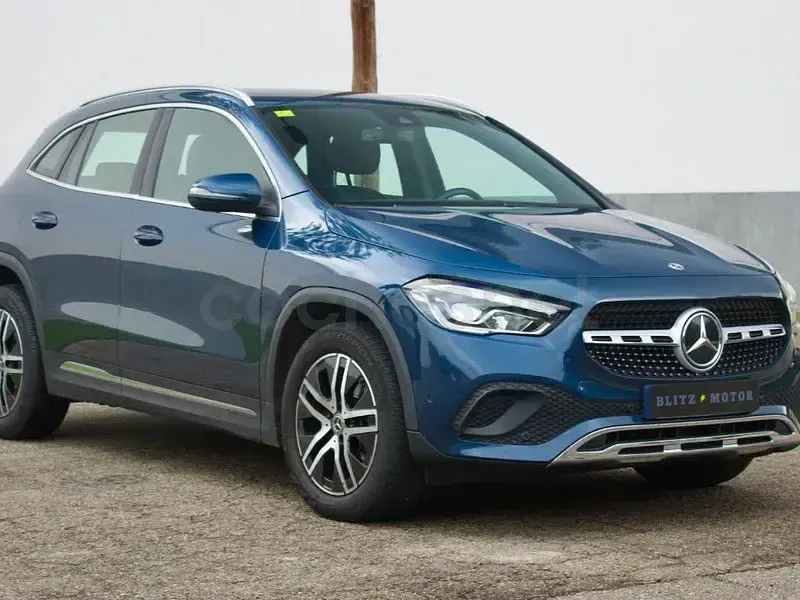 Usado Mercedes GLA200 163 CV (119 kW) 2020 Azul SUV