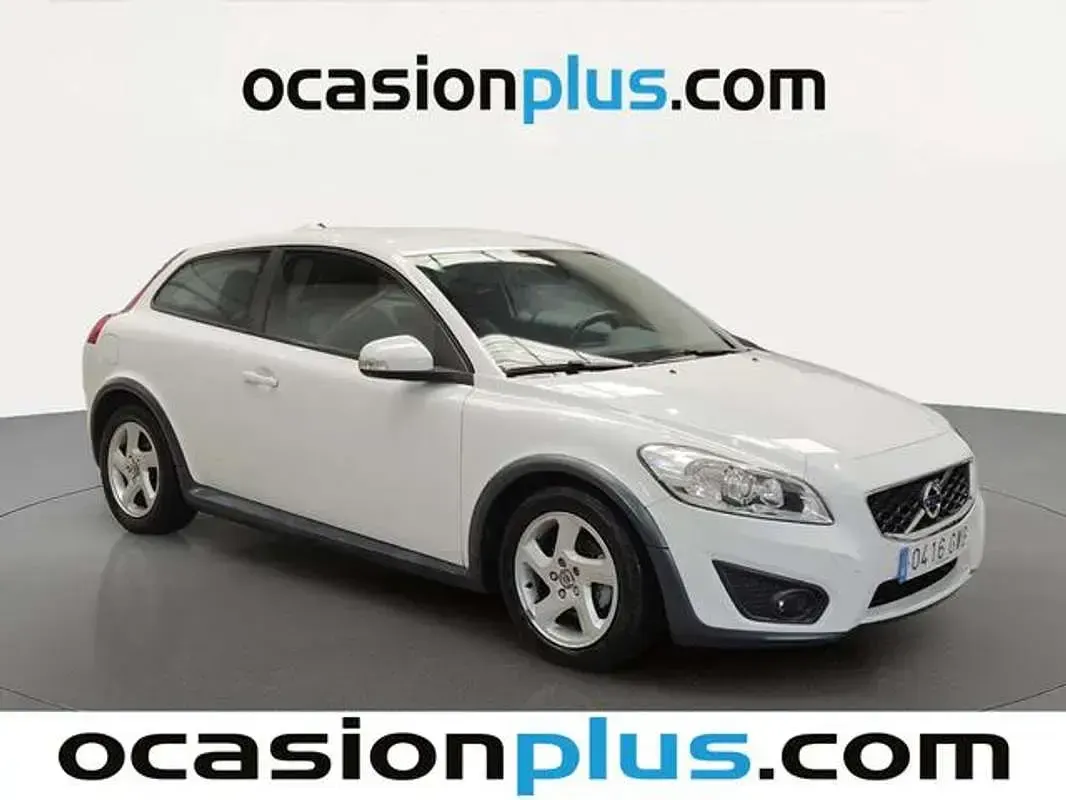 Usado Volvo C30 Momentum 110 CV (80 kW) 2010 Blanco Utilitario