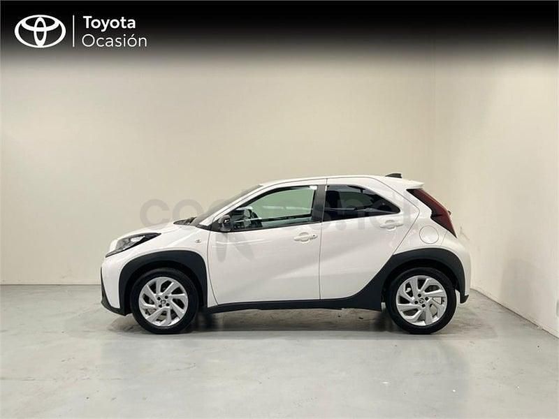 Nuevo Toyota Aygo X Play 72 CV (52 kW) 2025 Blanco SUV