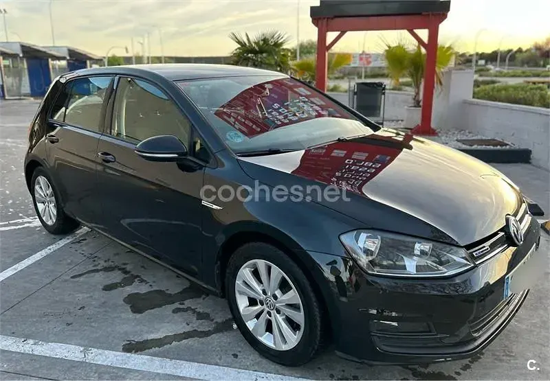 Usado VW Golf VII Business 110 CV (80 kW) 2016 Negro Berlina