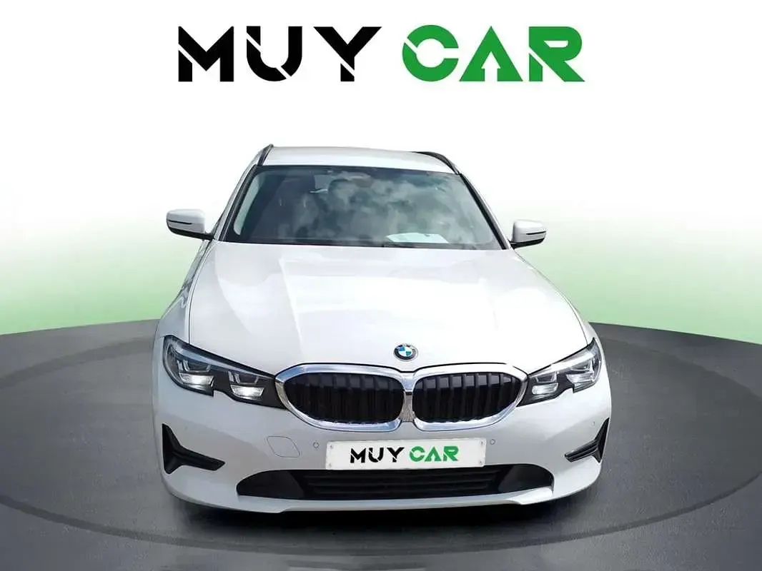 Usado BMW 318 150 CV (110 kW) 2020 Blanco Familiar