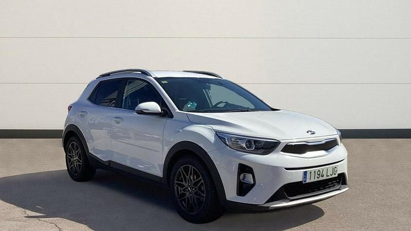 Blanco Usado 2020 Kia Stonic SUV | 17.900 € (Un poco caro) - Imagen 1/4