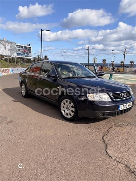 Usado Audi A6 165 CV (121 kW) 2001 Azul Berlina