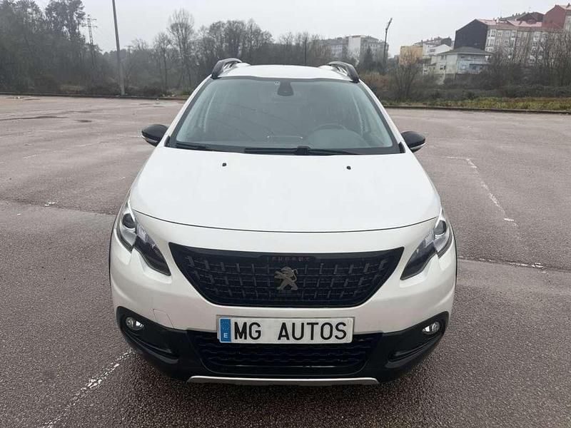 Usado Peugeot 2008 GT-line 120 CV (88 kW) 2019 Blanco SUV