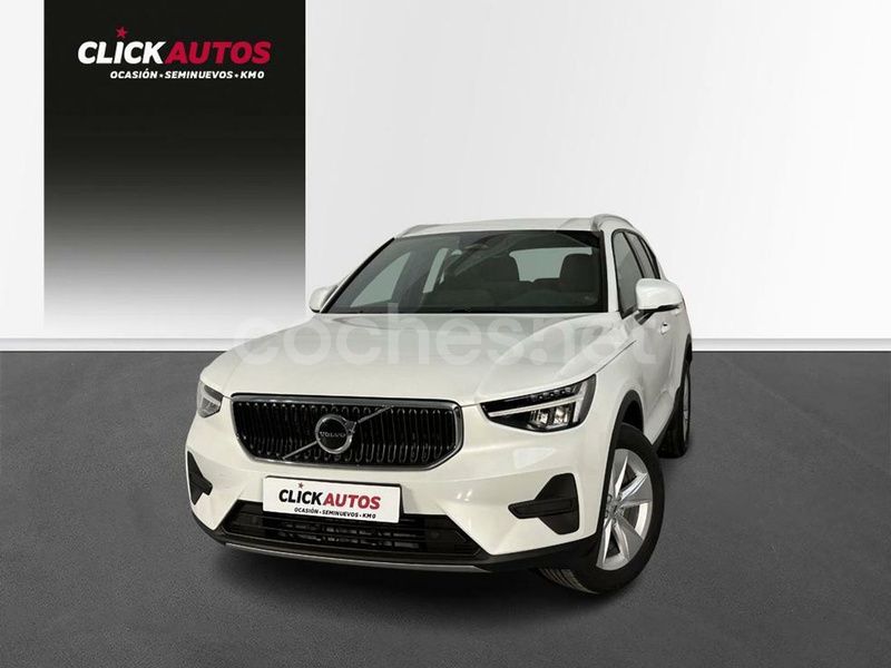 Blanco Usado 2023 Volvo XC40 Core SUV | 34.700 € (Precio justo) - Imagen 1/4