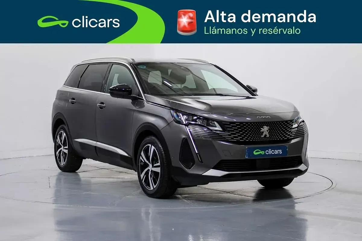 Usado Peugeot 5008 GT 131 CV (96 kW) 2023 Gris SUV