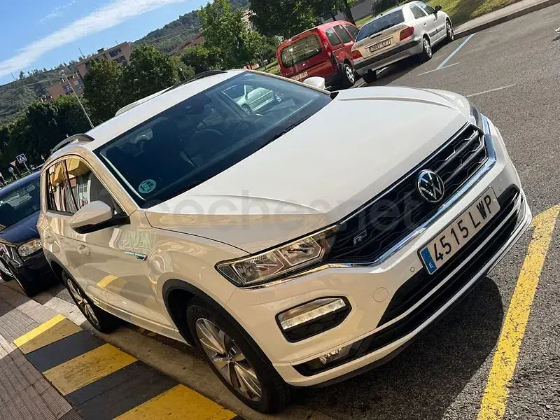 Usado VW T-Roc Advance 110 CV (80 kW) 2022 Blanco SUV