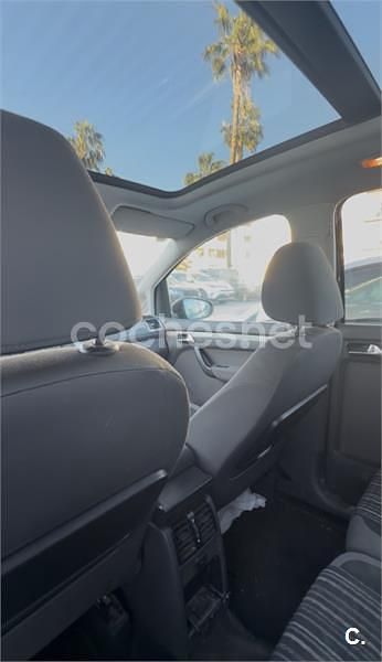 Usado VW Touran Sport 140 CV (102 kW) 2012 Negro Monovolumen