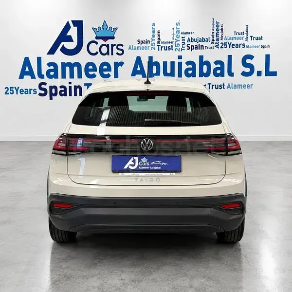 Usado VW Taigo Life 95 CV (69 kW) 2023 Beige SUV