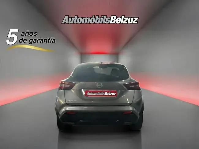 Begagnad Nissan Juke N-Connecta 115 HK (84 kW) 2025 Grå SUV
