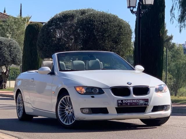 Blanco Usado 2010 BMW 320 Descapotable | 15.980 € - Imagen 1/4