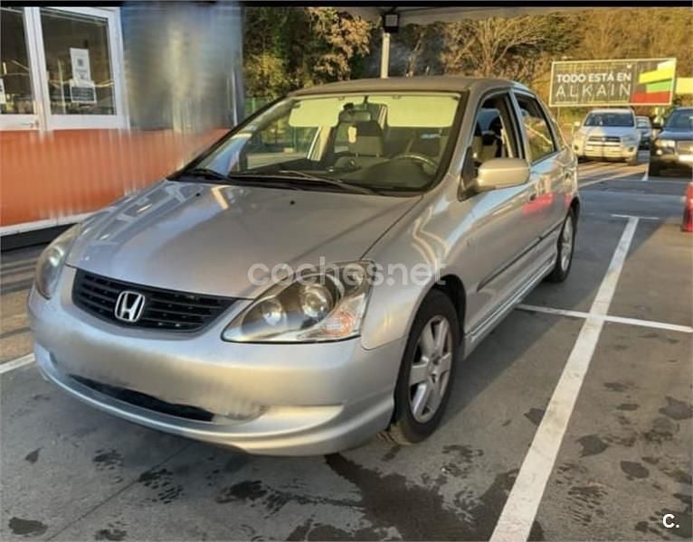 Usado Honda Civic LS 110 CV (80 kW) 2004 Gris / plata Berlina