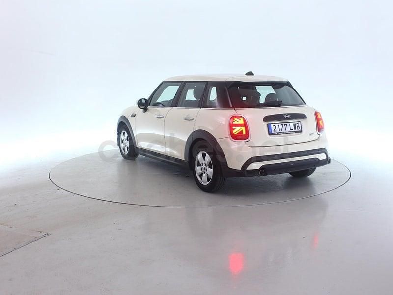 Usado Mini ONE 102 CV (75 kW) 2022 Beige Utilitario