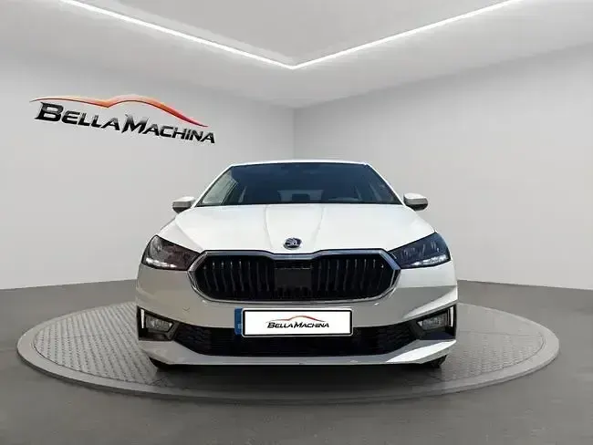 Usado Skoda Fabia Essence 80 CV (58 kW) 2024 Blanco Utilitario