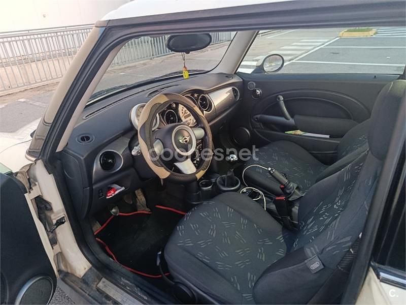 Beige Usado 2005 Mini One D Utilitario | 6000 € (Caro) - Imagen 1/4