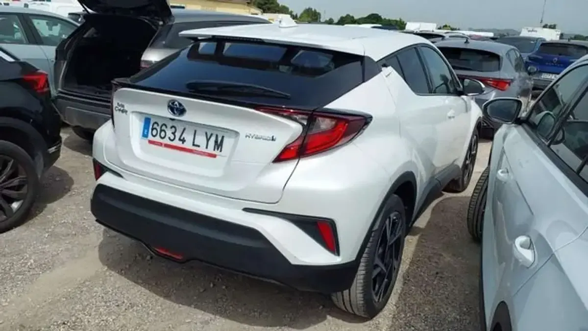 Usado Toyota C-HR Advance 122 CV (89 kW) 2022 Blanco SUV