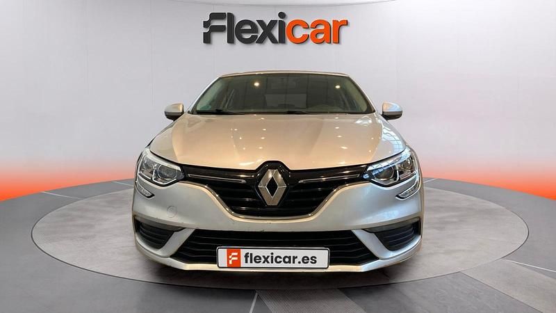 Usado Renault Mégane IV Intens 101 CV (74 kW) 2016 Gris Utilitario