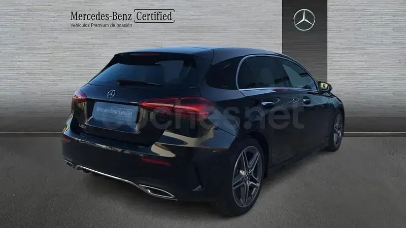 Usado Mercedes A180 136 CV (100 kW) 2025 Negro Berlina