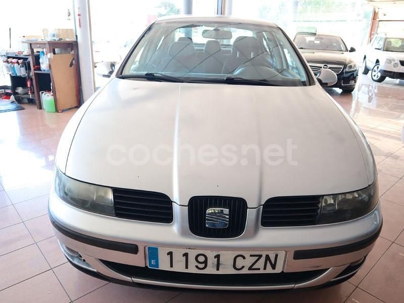 Gris / plata Usado 2005 Seat Toledo Reference Berlina | 2800 € (Precio justo) - Imagen 1/4