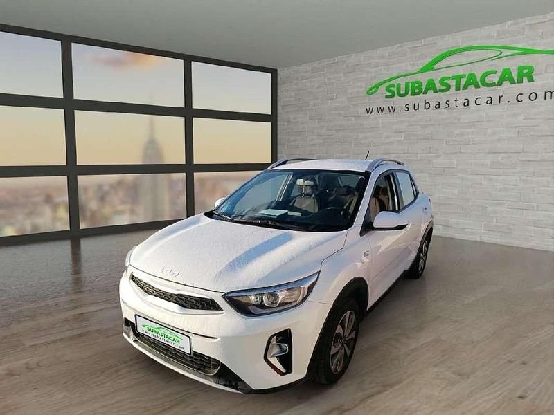 Blanco Usado 2023 Kia Stonic SUV | 10.620 € (Super precio) - Imagen 1/4
