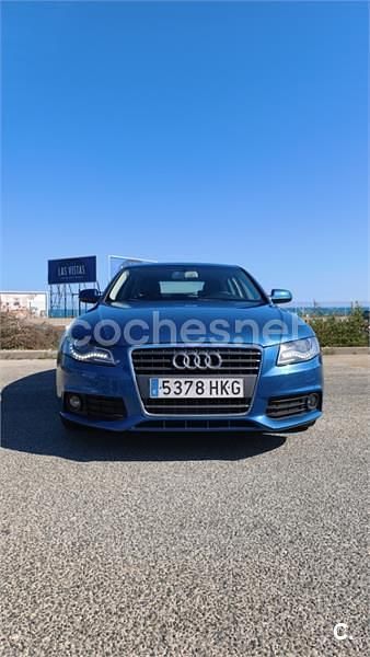 Usado Audi A4 136 CV (100 kW) 2012 Azul Berlina