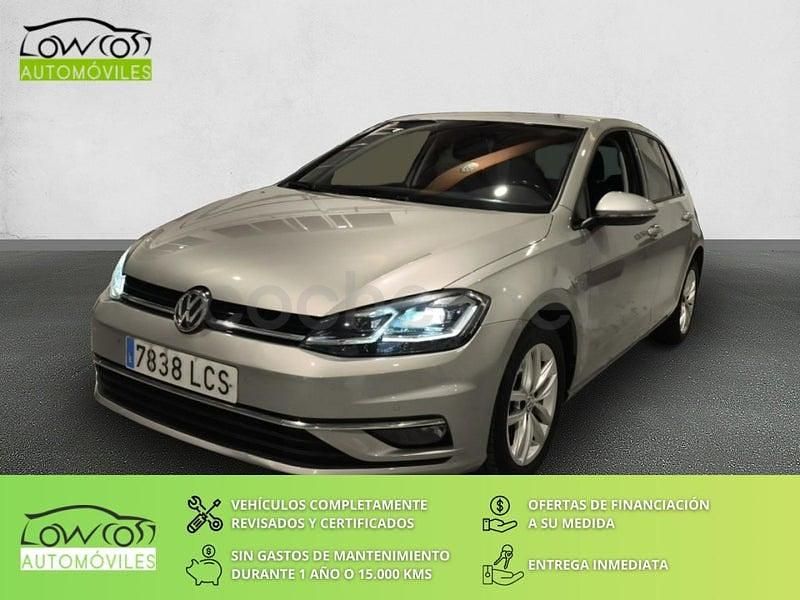 Usado VW Golf VII Advance 115 CV (84 kW) 2019 Gris / plata Berlina