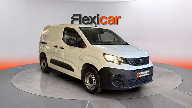 Usado Peugeot Partner 102 CV (75 kW) 2022 Blanco Monovolumen