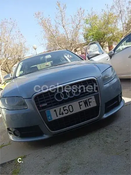 Usado Audi A4 S-Line 170 CV (125 kW) 2007 Gris / plata Berlina