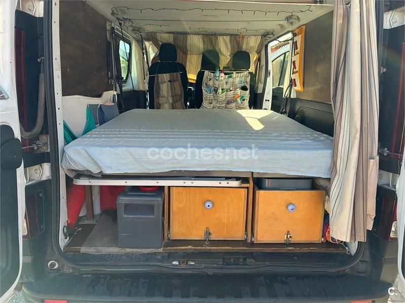 Usado Opel Vivaro 120 CV (88 kW) 2017 Blanco Monovolumen