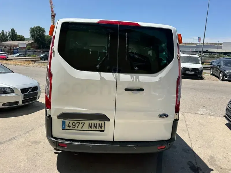 Usado Ford Tourneo Titanium 125 CV (91 kW) 2014 Blanco Monovolumen