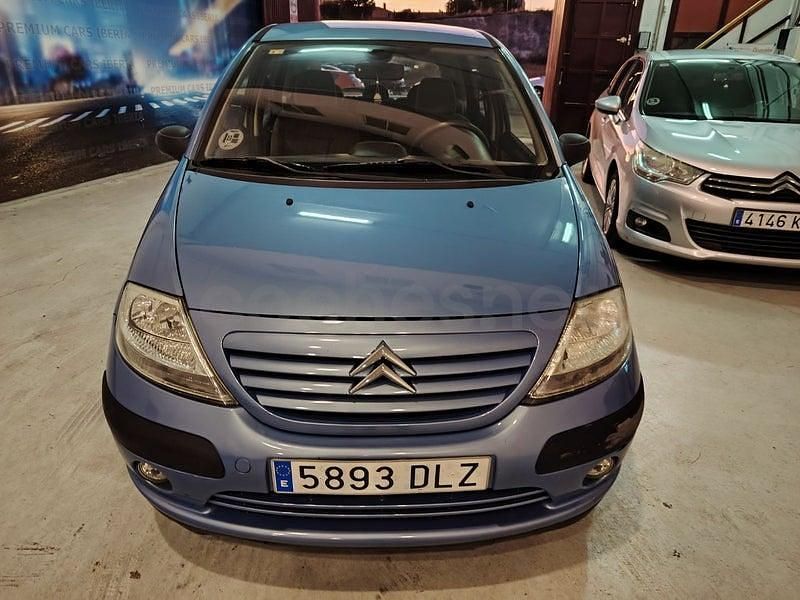 Usado Citroën C3 75 CV (55 kW) 2005 Azul Berlina