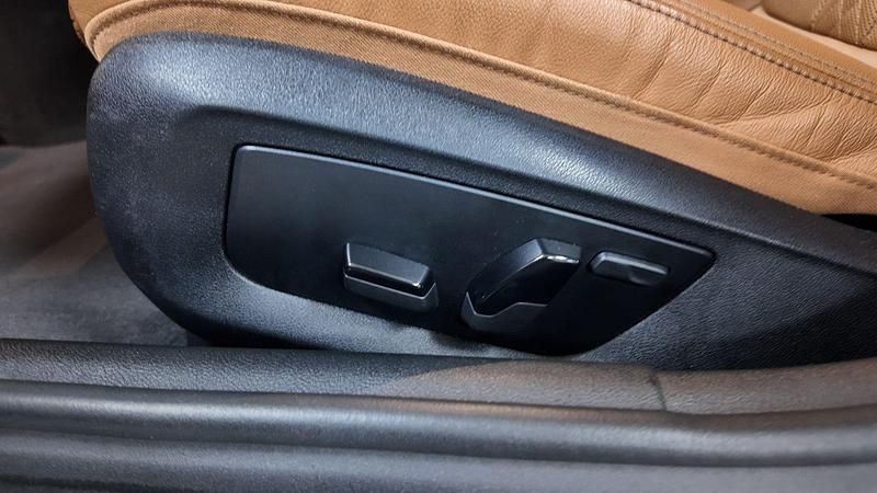 Usado BMW 545e M Sport 394 CV (289 kW) 2022 Azul Berlina