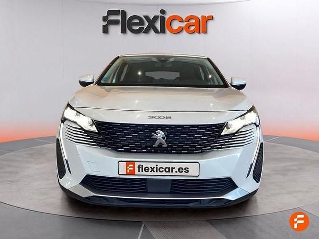Usado Peugeot 3008 Active 130 CV (95 kW) 2021 Blanco SUV