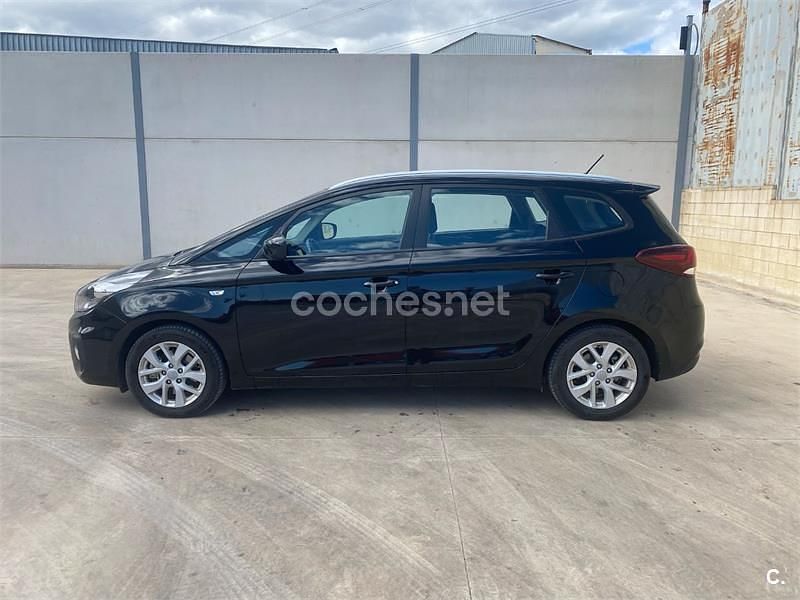 Usado Kia Carens 135 CV (99 kW) 2018 Negro Monovolumen
