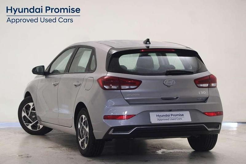 Usado Hyundai i30 101 CV (74 kW) 2024 Berlina