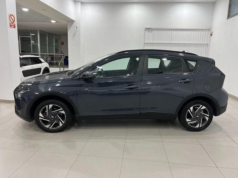 Usado Hyundai Bayon 84 CV (61 kW) 2023 Gris SUV
